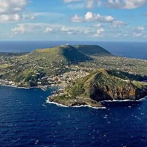  Appartamento Bnbook Ustica Mia Italia