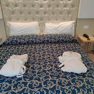 https://ambassador-rimini.riccione-hotels.org