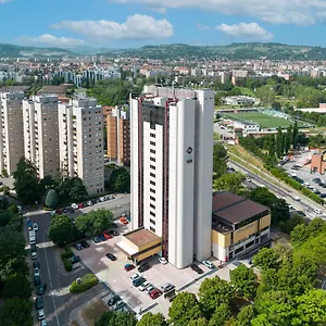 Western Tower 4* Bolonya